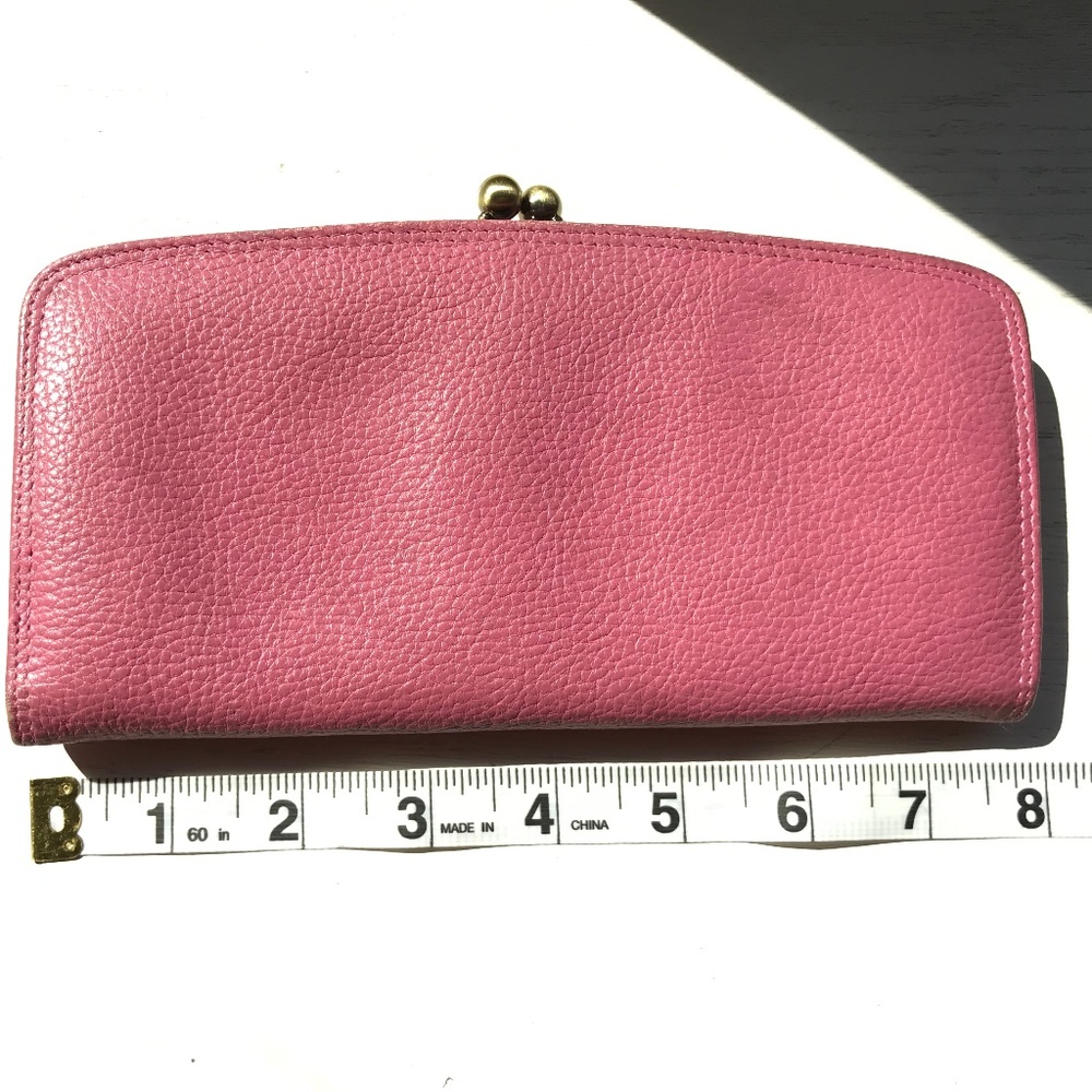 🛍 Pink and Green Leather Wallet - Picture 5 of 8